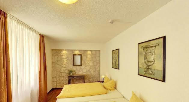 Zunfthaus Zu Wirthen Hotel Solothurn Exterior photo